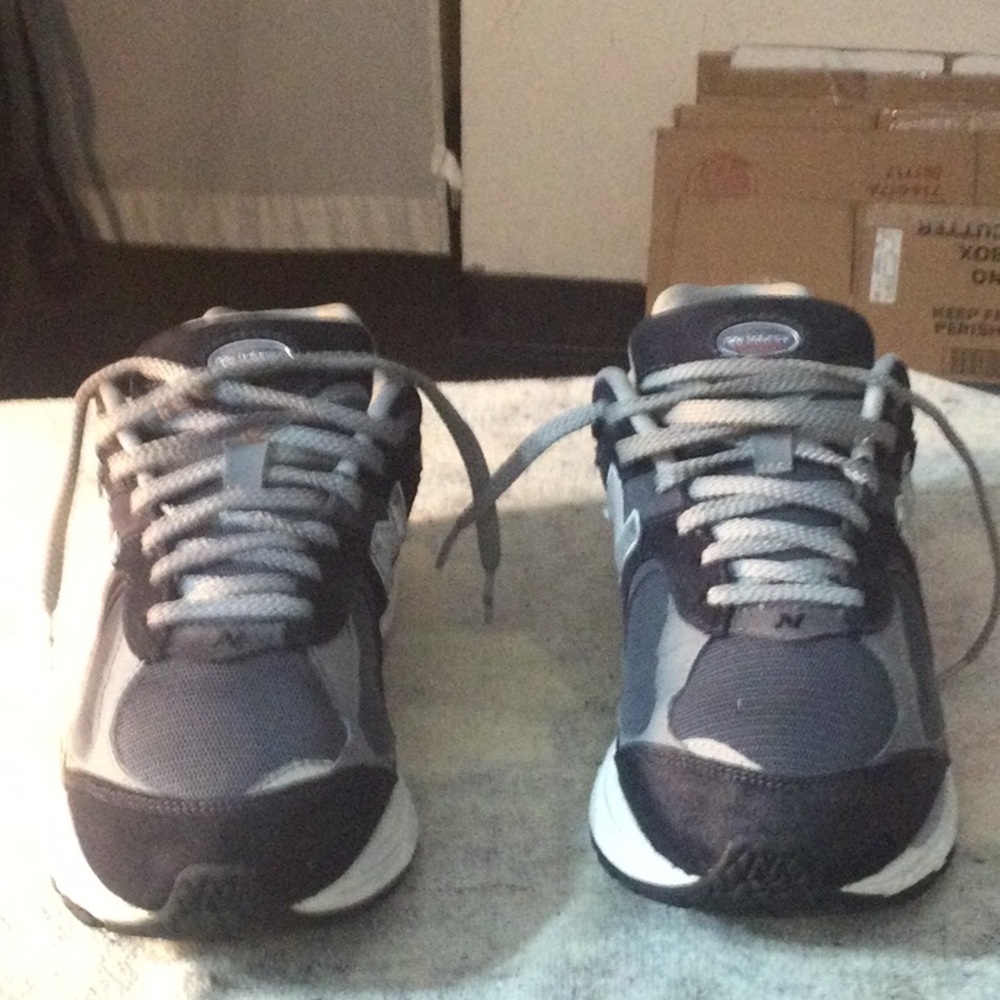 Men's Gray and Black Athletic Shoes
